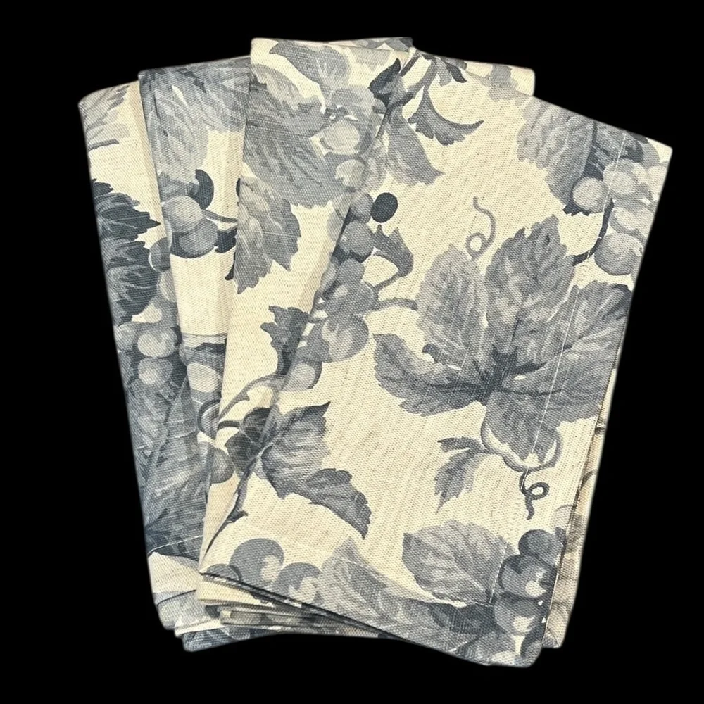 Williams Sonoma Toscana Grapes Blue Gray Linen Cotton Napkins 20” Made in Italy